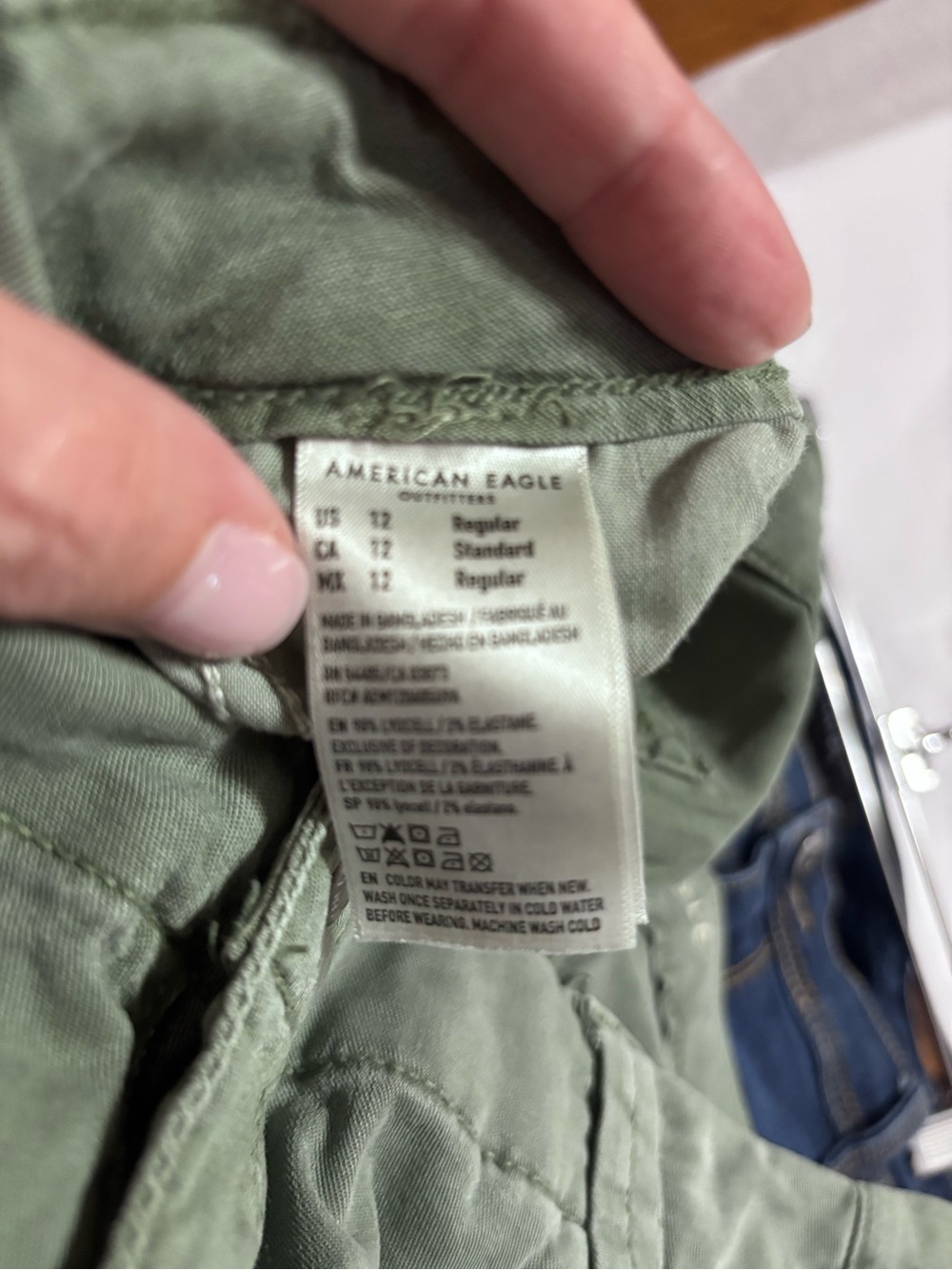 American Eagle Outfitters Olive Cargo Wide-Leg Pants - Picture 5 of 5